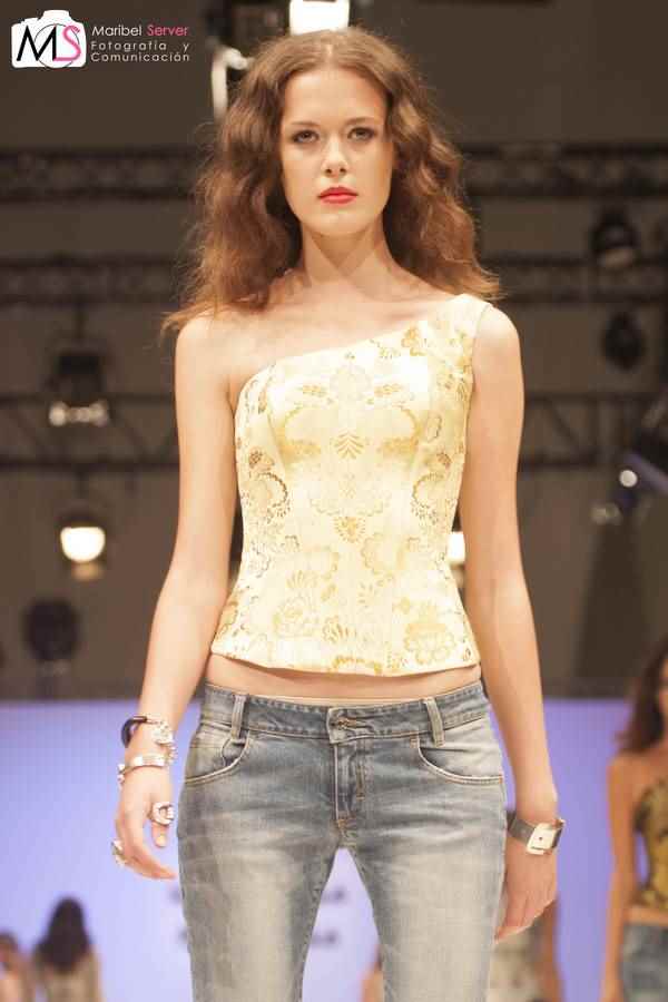 Lucia Botella XV Valencia Fashion Week VFW Revolucion